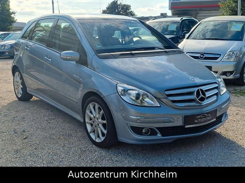 Gebraucht Mercedes B200 136 PS (100 kW) 2005 Blau Van / Kleinbus