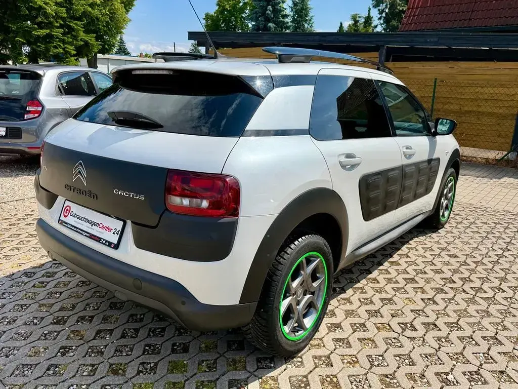 Gebraucht Citroën C4 Cactus Shine 110 PS (80 kW) 2017 Weiß Kleinwagen