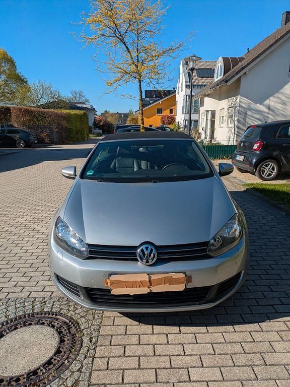 Second-hand VW Golf 105 CP (77 kW) 2011 Gri Cabrio