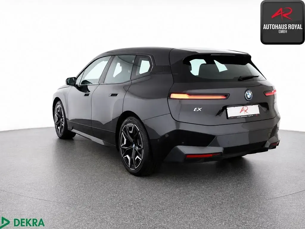 Gebraucht BMW iX Sport Line 384 kW (523 PS) 2023 Grau SUV