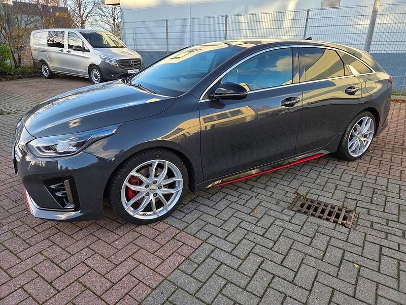 Gebraucht Kia ProCeed GT GT 204 PS (150 kW) 2019 Grau Kleinwagen