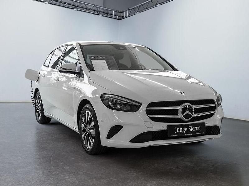 Gebraucht Mercedes B250e 160 PS (117 kW) 2022 Andere Van / Kleinbus