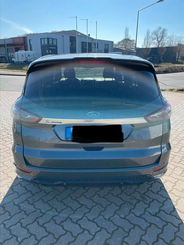 Gebraucht Ford S-MAX ST-Line 160 PS (117 kW) 2018 Grau Van / Kleinbus