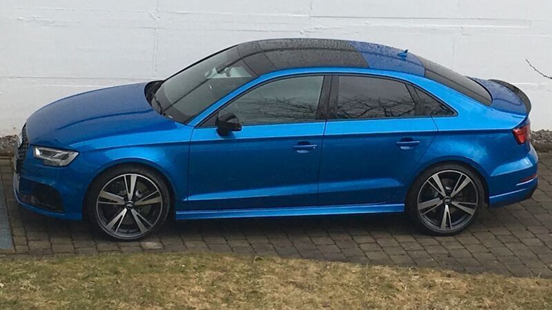 Blau Gebraucht 2018 Audi RS3 Ambiente Kleinwagen | 48.000 € (Fairer Preis) - Bild 1/4