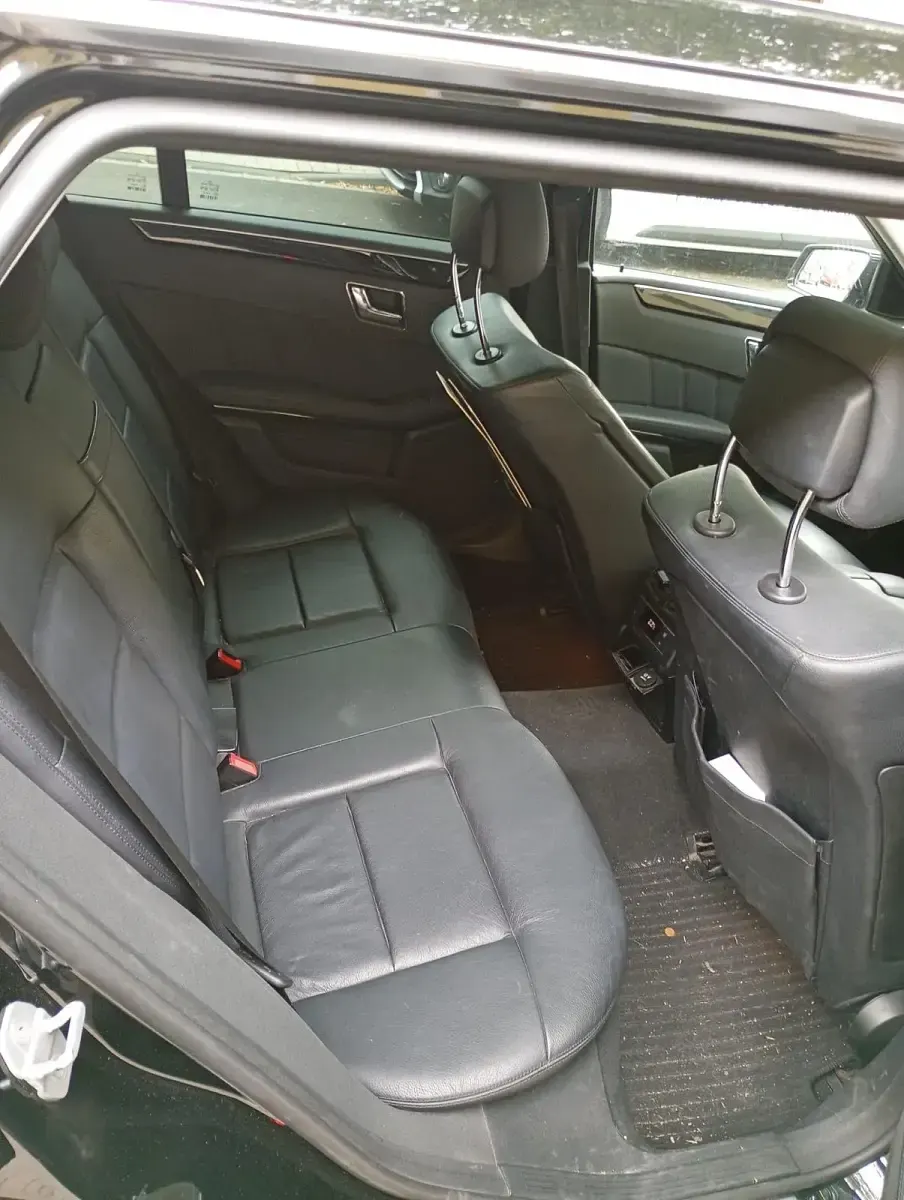 Gebraucht Mercedes E350 231 PS (169 kW) 2010 Schwarz Kombi