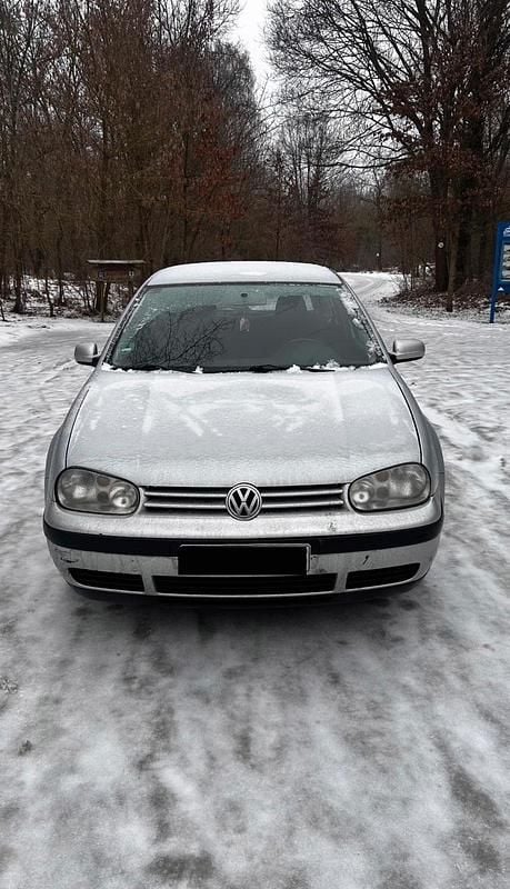 Gebraucht VW Golf 90 PS (66 kW) 2000 Silber Coupé