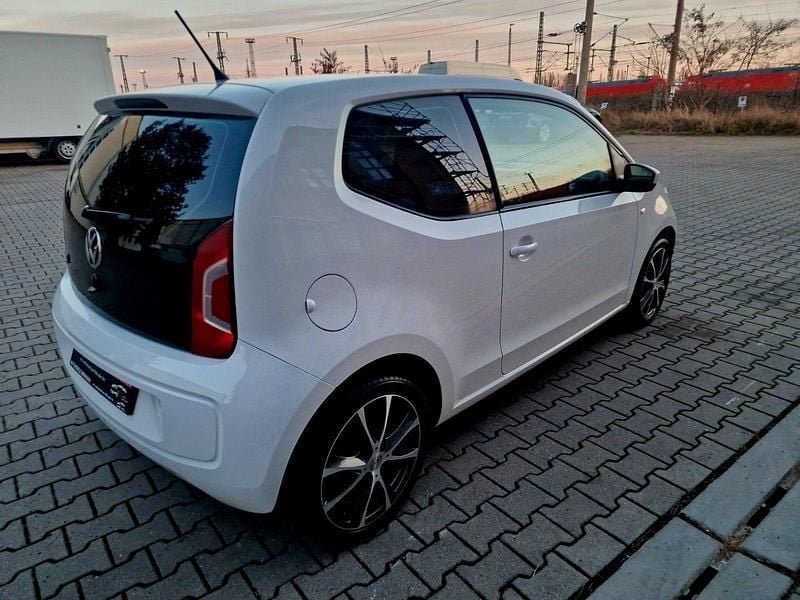 Usado VW up! move up! 60 CV (44 kW) 2014 Blanco Utilitario