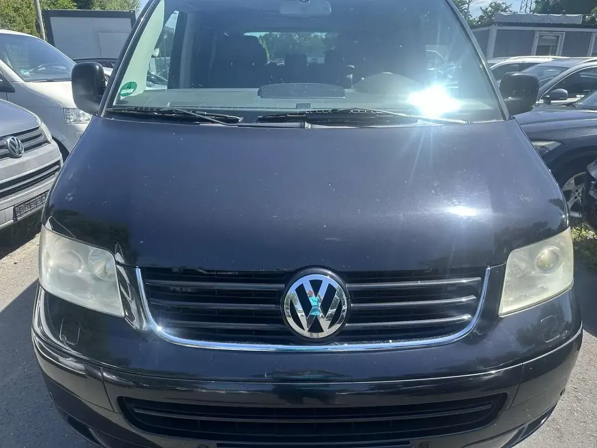 Gebraucht VW Multivan Highline 174 PS (127 kW) 2008 Black magic perleffekt Van / Kleinbus