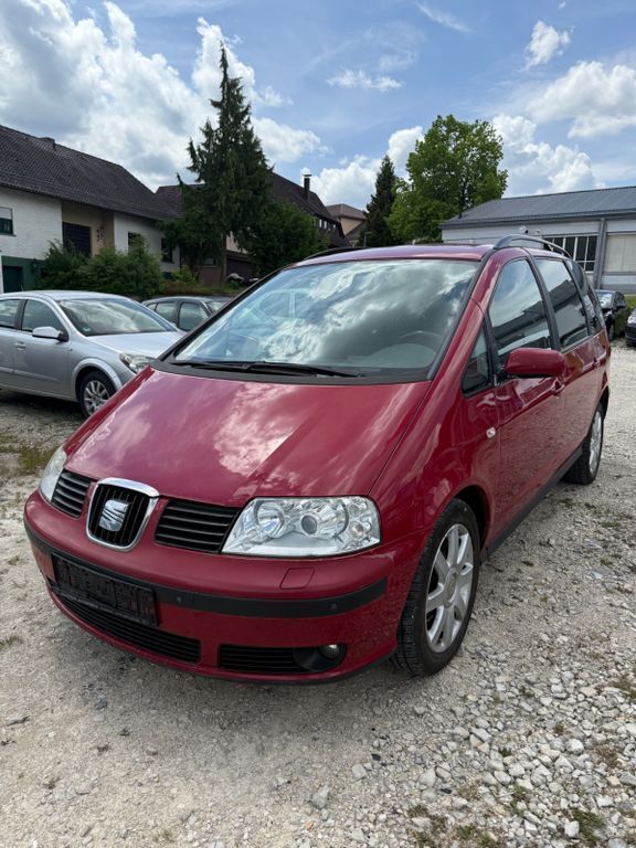 Rot Gebraucht 2007 Seat Alhambra Sport Van / Kleinbus | 1.600 € (Superpreis) - Bild 1/4