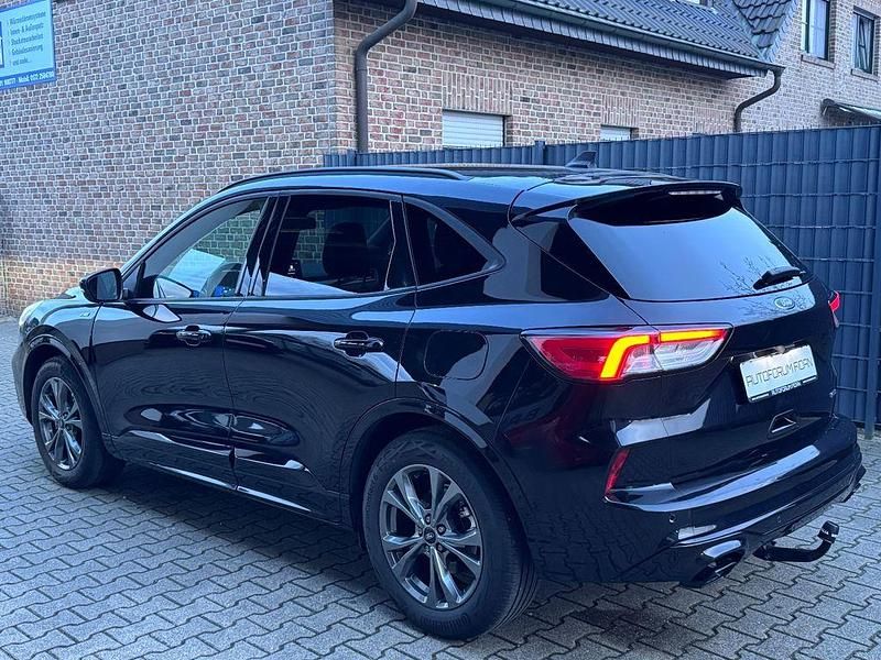 Gebraucht Ford Kuga ST-Line X 152 PS (111 kW) 2021 Schwarz SUV