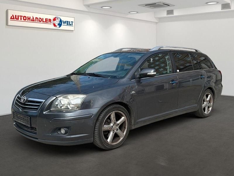 Grau Gebraucht 2006 Toyota Avensis Kombi | 1.199 € (Superpreis) - Bild 1/3