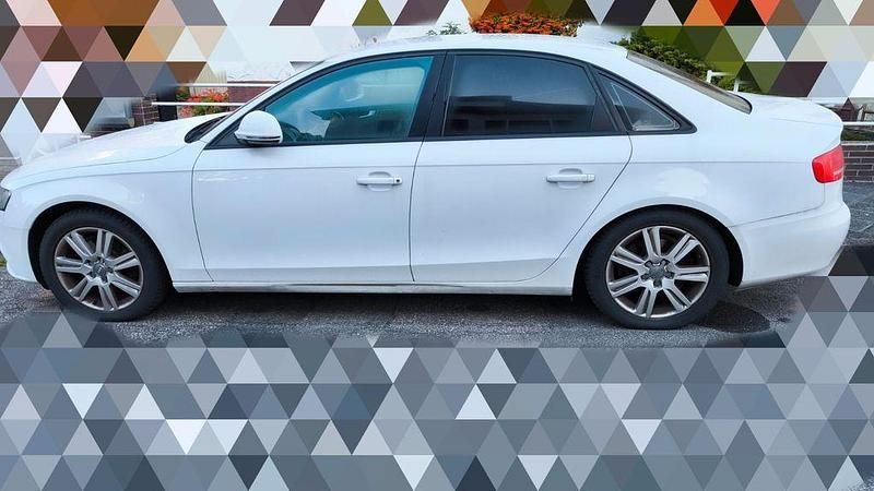 Gebraucht Audi A4 Ambition 160 PS (117 kW) 2008 Weiß Limousine