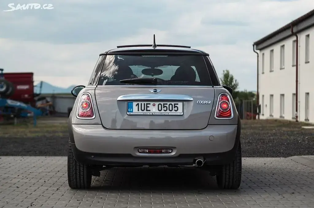 Gebraucht Mini Cooper 122 PS (89 kW) 2012 Silber Kleinwagen