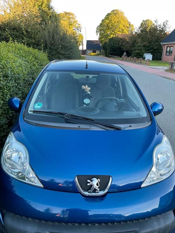 Blau Gebraucht 2006 Peugeot 107 Filou Kleinwagen | 2.800 € (Teuer) - Bild 1/1