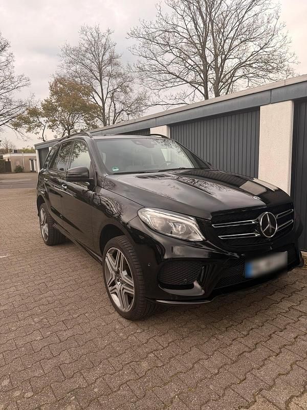 Gebraucht Mercedes GLE500 AMG 455 PS (334 kW) 2017 Schwarz SUV