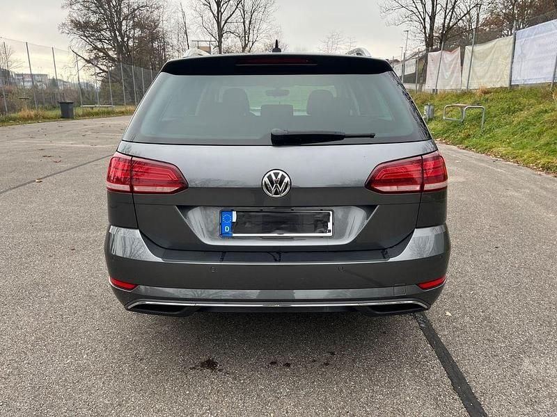 Gebraucht VW Golf VII Sound 150 PS (110 kW) 2017 Grau Kombi