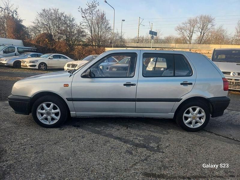 Gebraucht VW Golf III 75 PS (55 kW) 1994 Silber Limousine