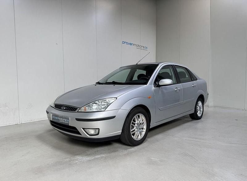 Usata Ford Focus 101 CV (74 kW) 2002 Grigio Berlina