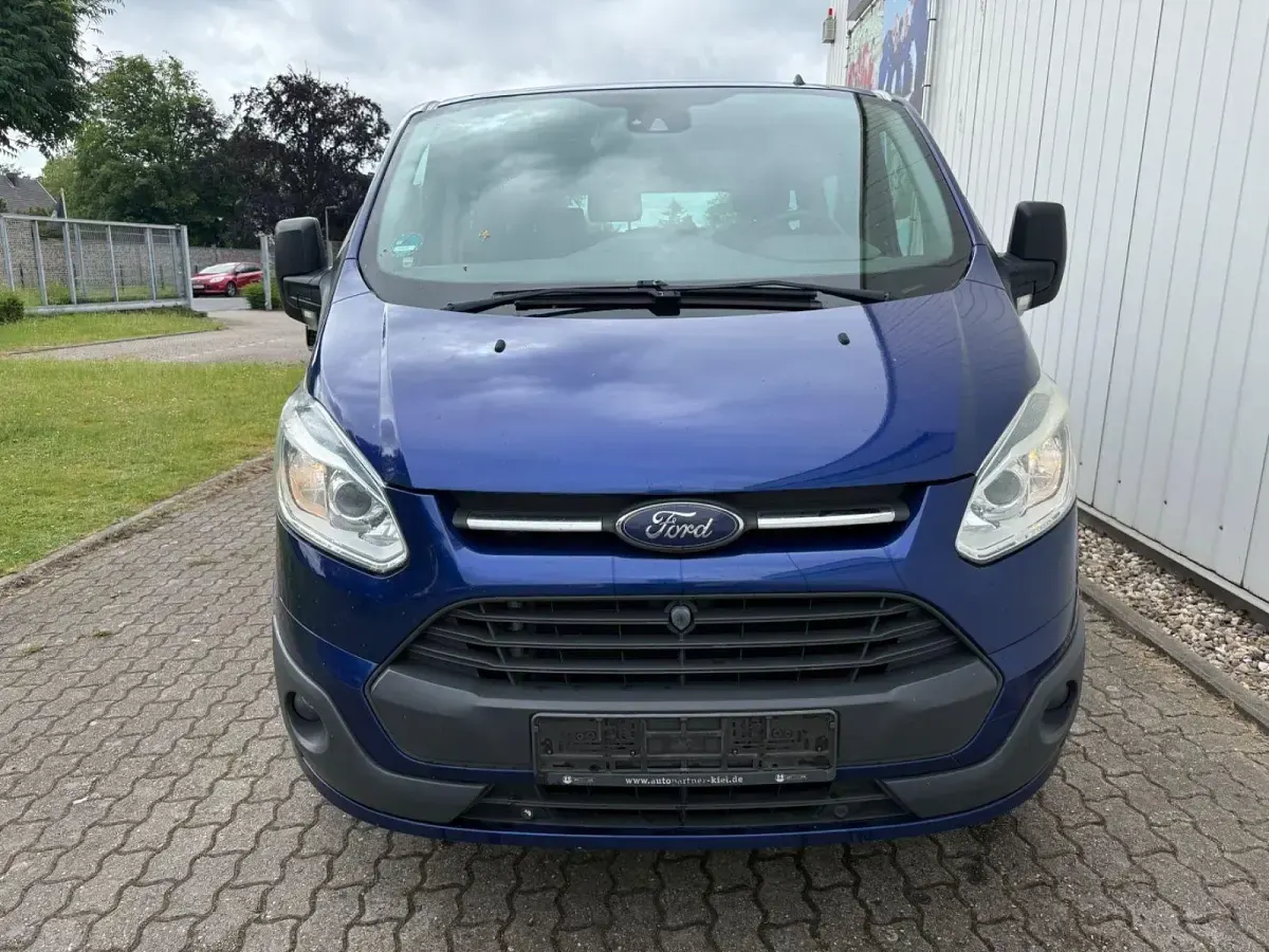 Gebraucht Ford Tourneo 125 PS (91 kW) 2015 Blau Kombi