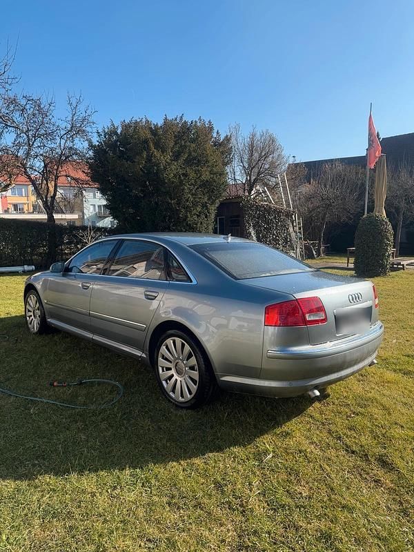 Gebraucht Audi A8L 326 PS (239 kW) 2007 Silber Limousine