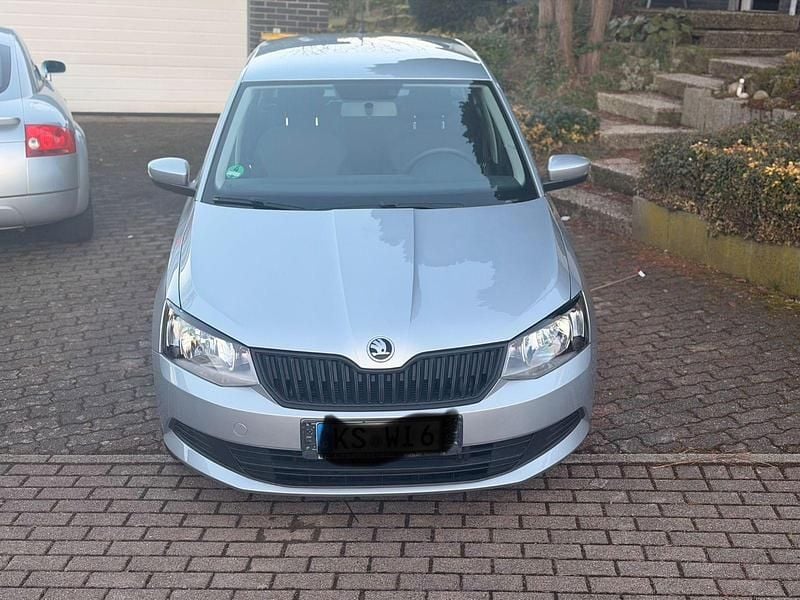 Gebraucht Skoda Fabia Cool Plus 60 PS (44 kW) 2018 Silber Kleinwagen