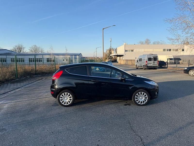 Gebraucht Ford Fiesta Titanium 97 PS (71 kW) 2009 Schwarz Coupé