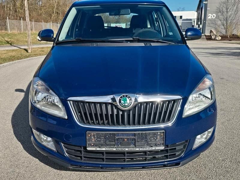 Gebraucht Skoda Fabia Ambiente 69 PS (50 kW) 2011 Blau Kombi