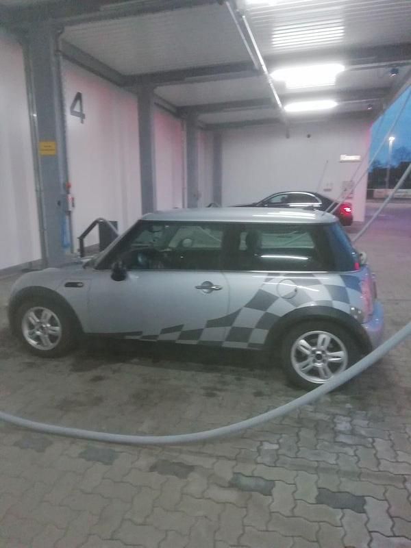 Usado Mini ONE 90 HP (66 kW) 2005 Prateado Citadino