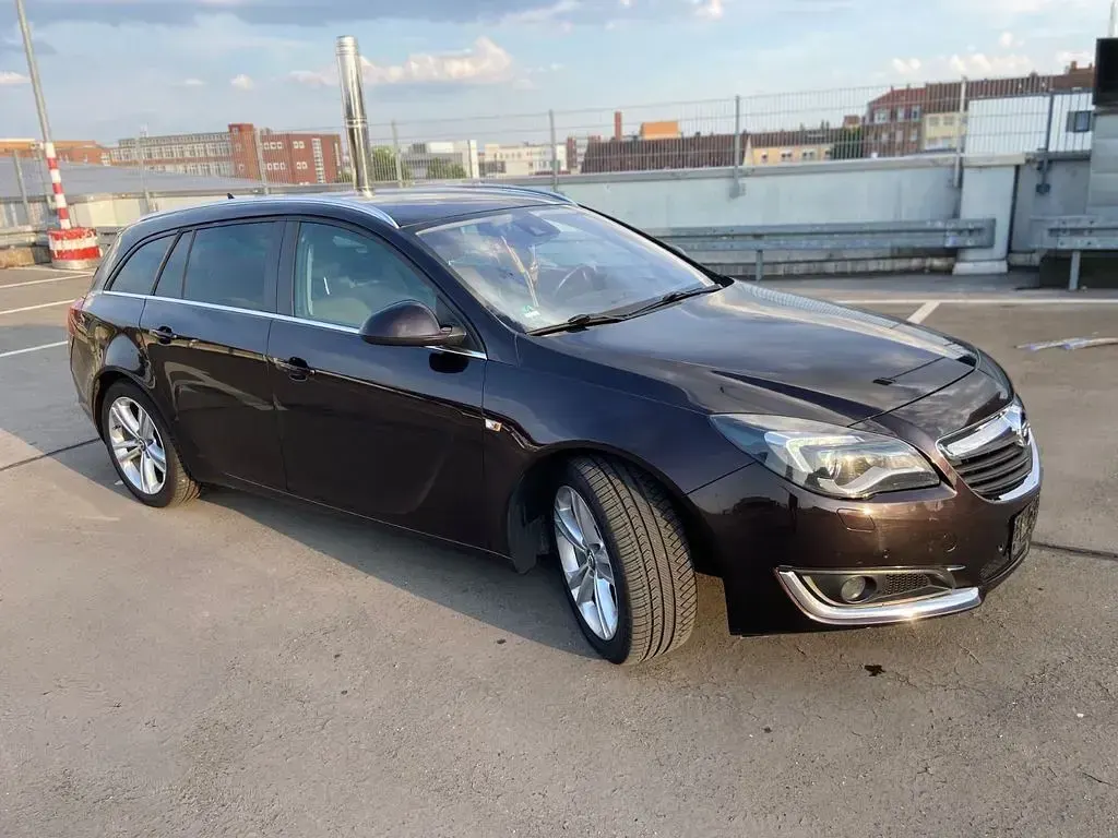 Gebraucht Opel Insignia Sport 140 PS (102 kW) 2014 Kombi