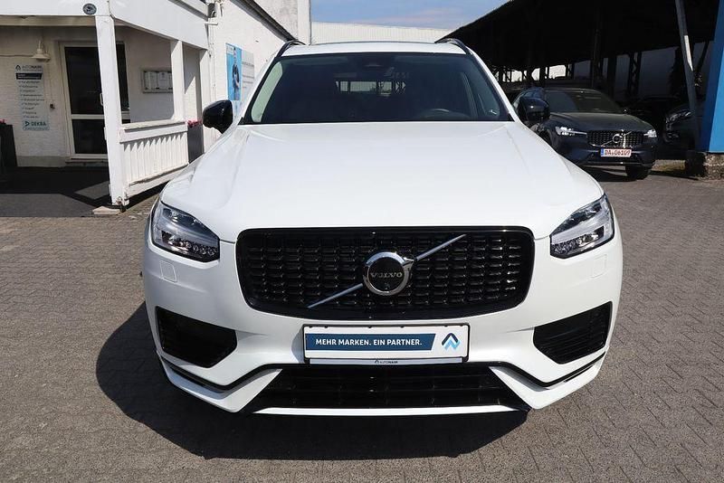 Używany Volvo XC90 Plus 455 KM (334 kW) 2025 Biały SUV