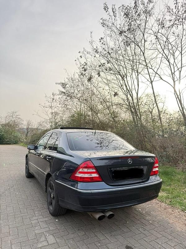 Gebraucht Mercedes C200 163 PS (119 kW) 2004 Limousine