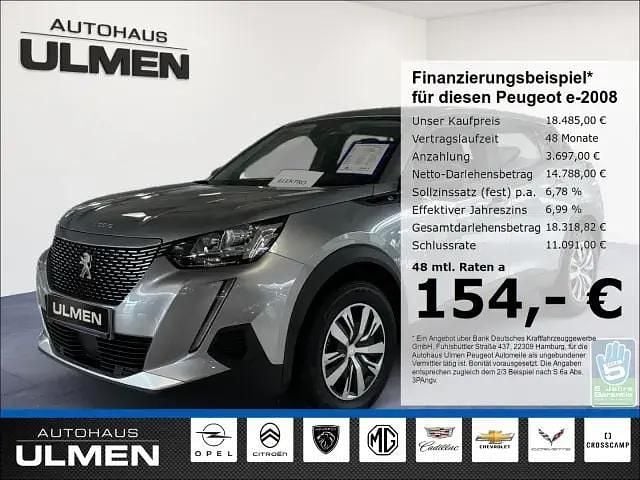 Grau Gebraucht 2022 Peugeot e-2008 Active SUV | 18.485 € (Guter Preis) - Bild 1/4