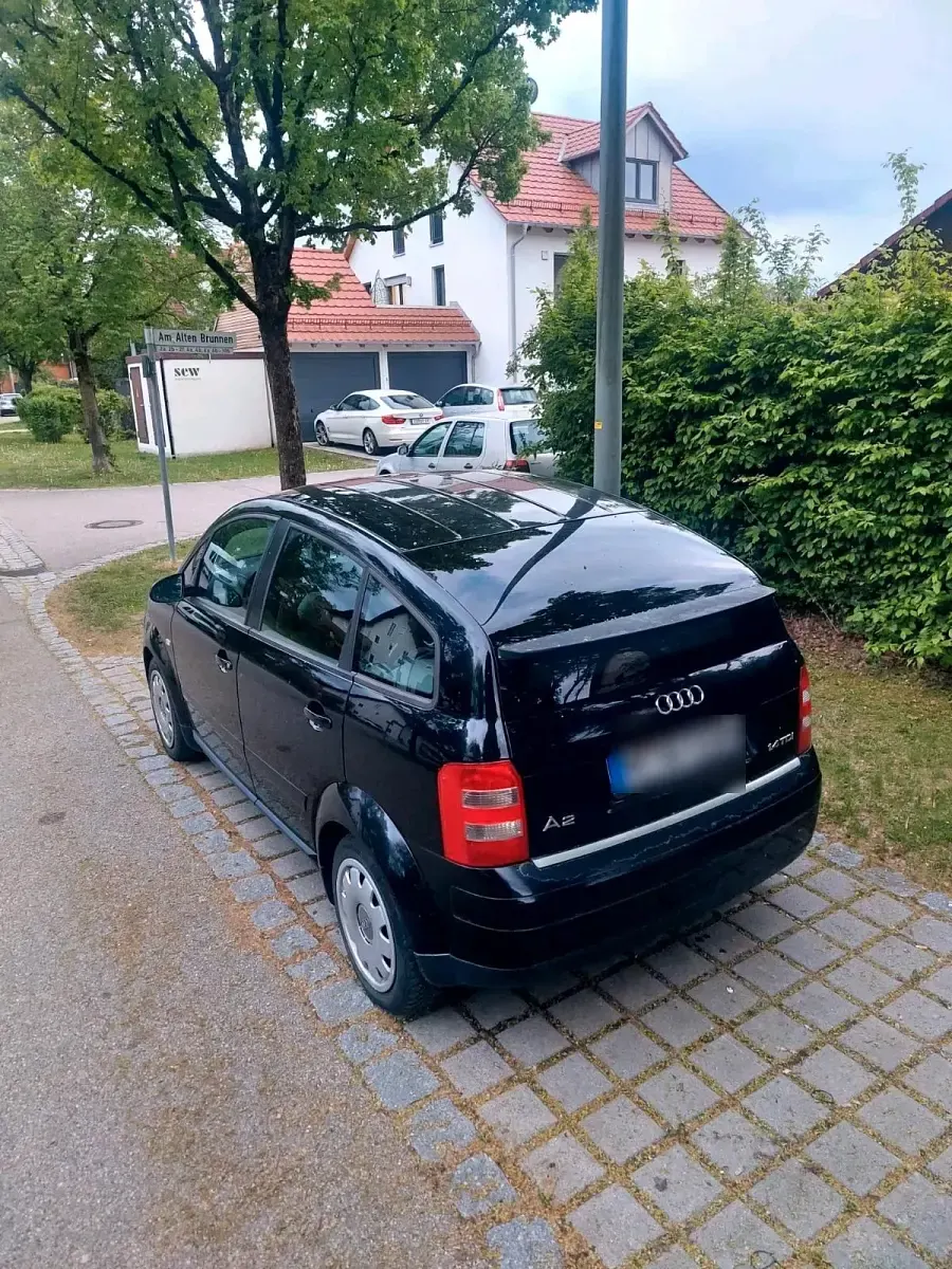 Gebraucht Audi A2 75 PS (55 kW) 2001 Schwarz Kleinwagen