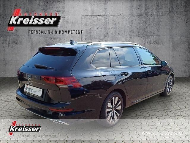 Gebraucht VW Golf VIII Move 150 PS (110 kW) 2023 Deep black perleffekt (metallic) Kombi