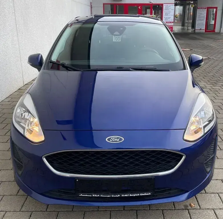 Gebraucht Ford Fiesta Trend 71 PS (52 kW) 2017 Blau Kleinwagen