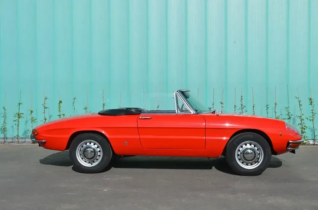 Gebraucht Alfa Romeo Spider 120 PS (88 kW) 1970 Rot Cabrio