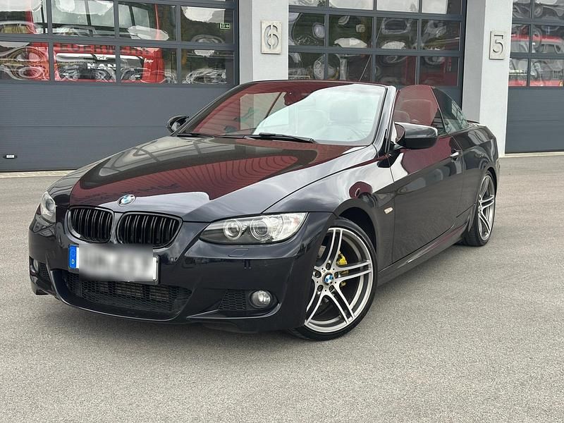Schwarz Gebraucht 2010 BMW 320 Cabriolet M Sport Cabrio | 11.900 € (Fairer Preis) - Bild 1/4