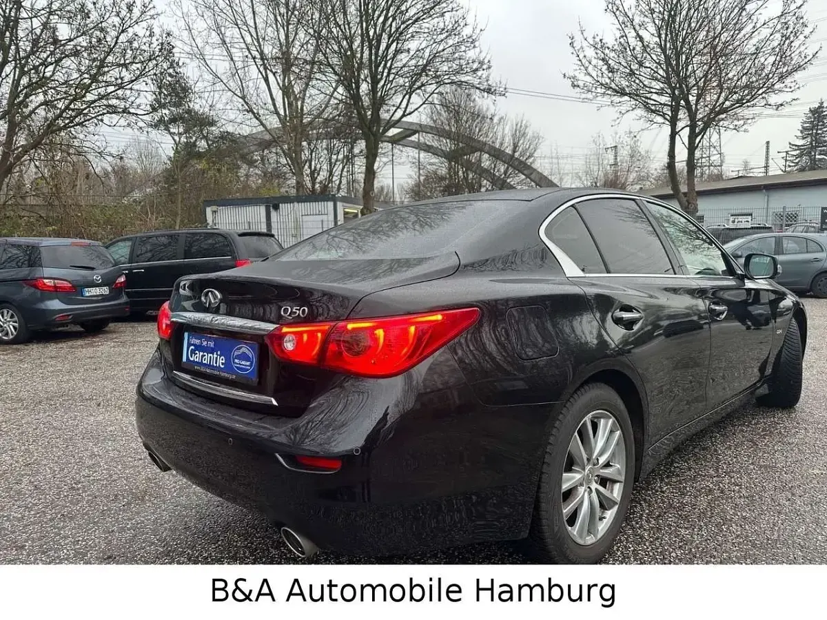 Gebraucht Infiniti Q50 Premium 170 PS (125 kW) 2016 Grau Limousine