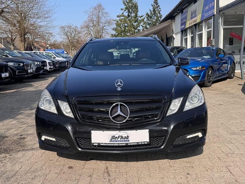 Gebraucht Mercedes E350 231 PS (169 kW) 2010 Schwarz Kombi