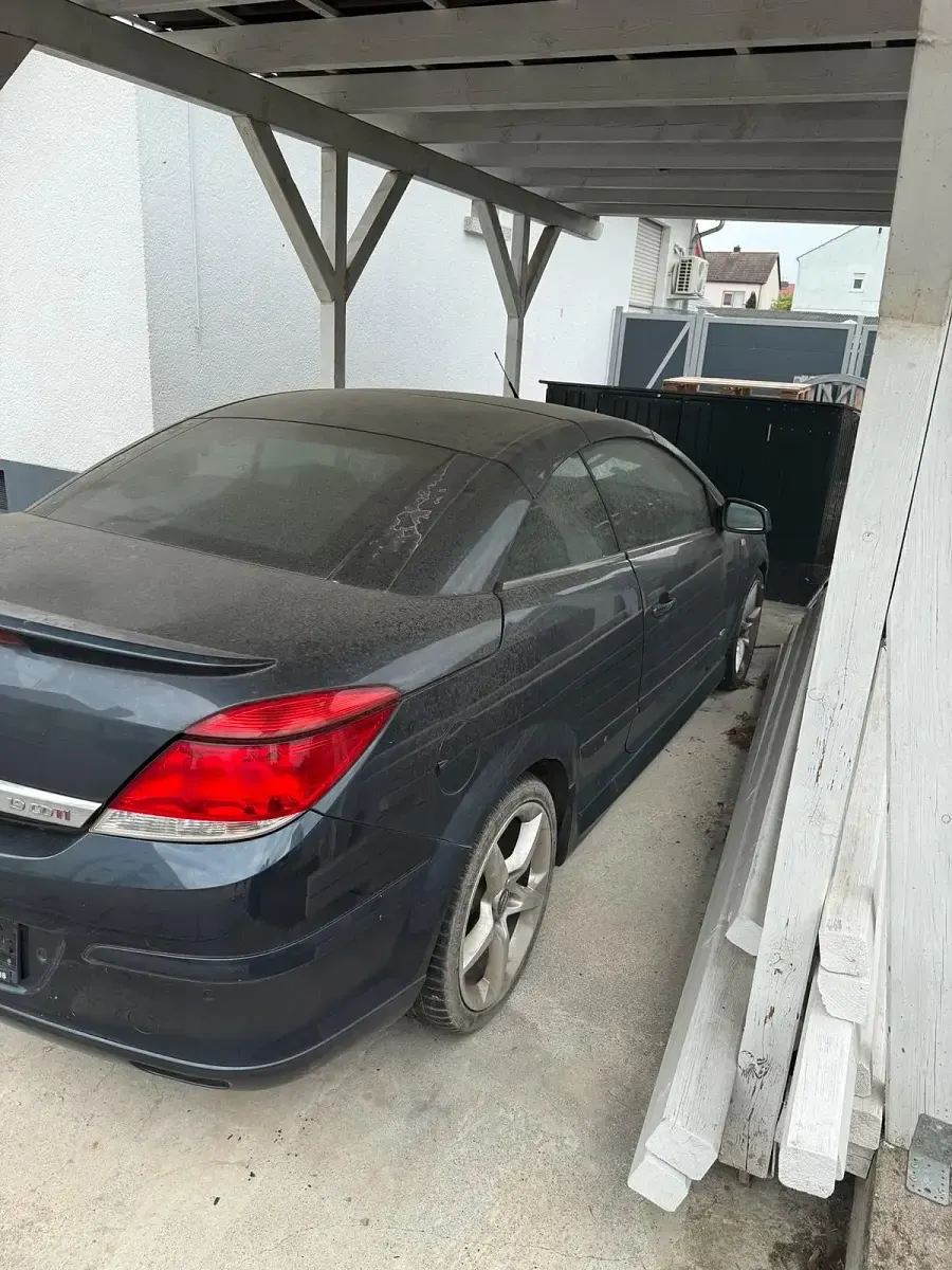 Gebraucht Opel Astra 110 PS (80 kW) 2008 Blau Cabrio