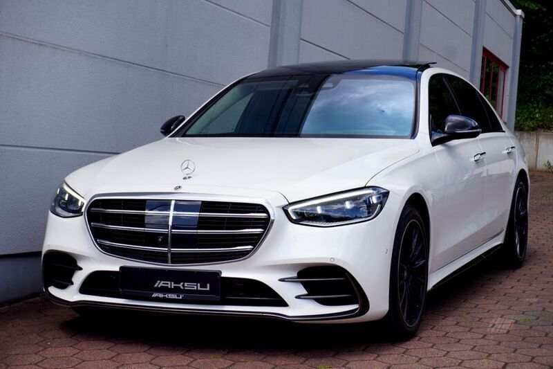 Weiß Gebraucht 2022 Mercedes S450 AMG Limousine | 87.850 € - Bild 1/4
