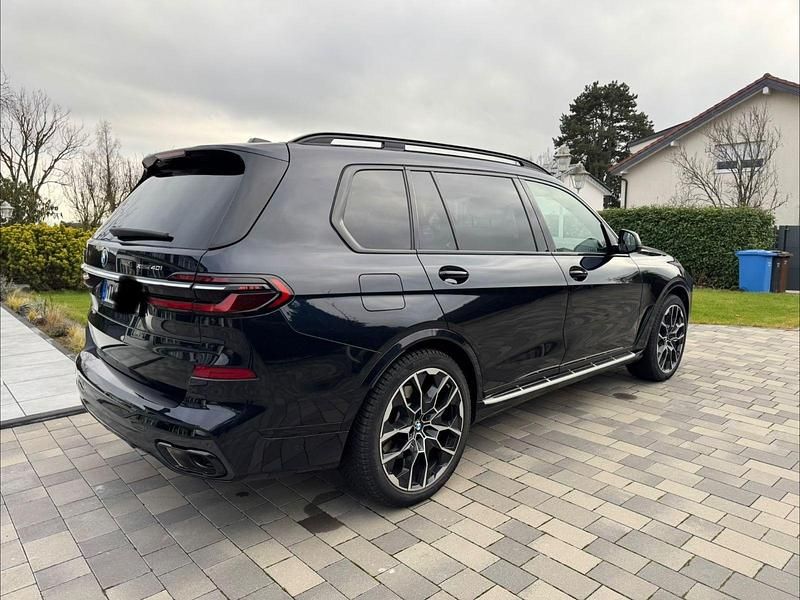 Gebraucht BMW X7 M Sport 381 PS (280 kW) 2022 Schwarz SUV