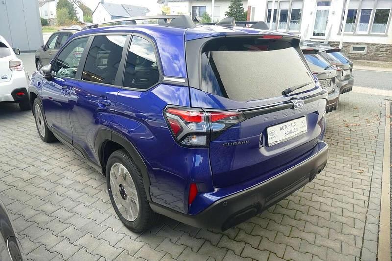 Neu Subaru Forester Active 136 PS (100 kW) 2025 Sapphiere blue pearl SUV