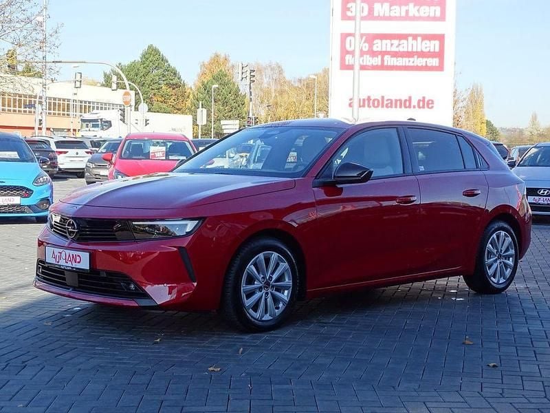 Rot Gebraucht 2024 Opel Astra Elegance Limousine | 20.950 € (Superpreis) - Bild 1/4