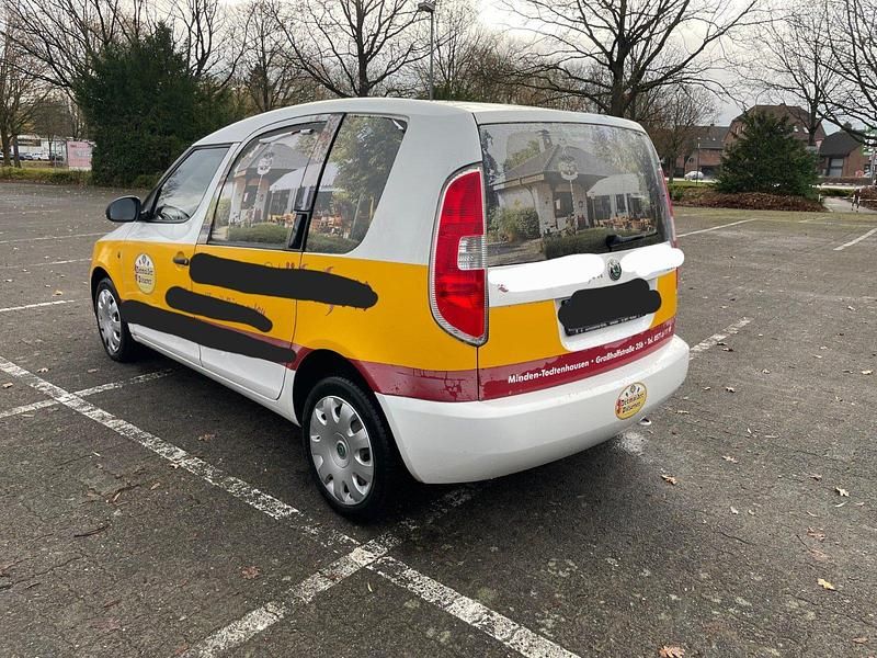 Gebraucht Skoda Roomster 70 PS (51 kW) 2008 Weiß Van / Kleinbus