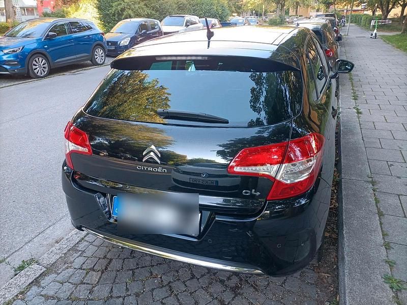 Gebraucht Citroën C4 120 PS (88 kW) 2011 Schwarz Limousine