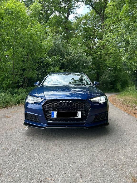 Gebraucht Audi A4 Ambiente 310 PS (228 kW) 2018 Blau Kombi