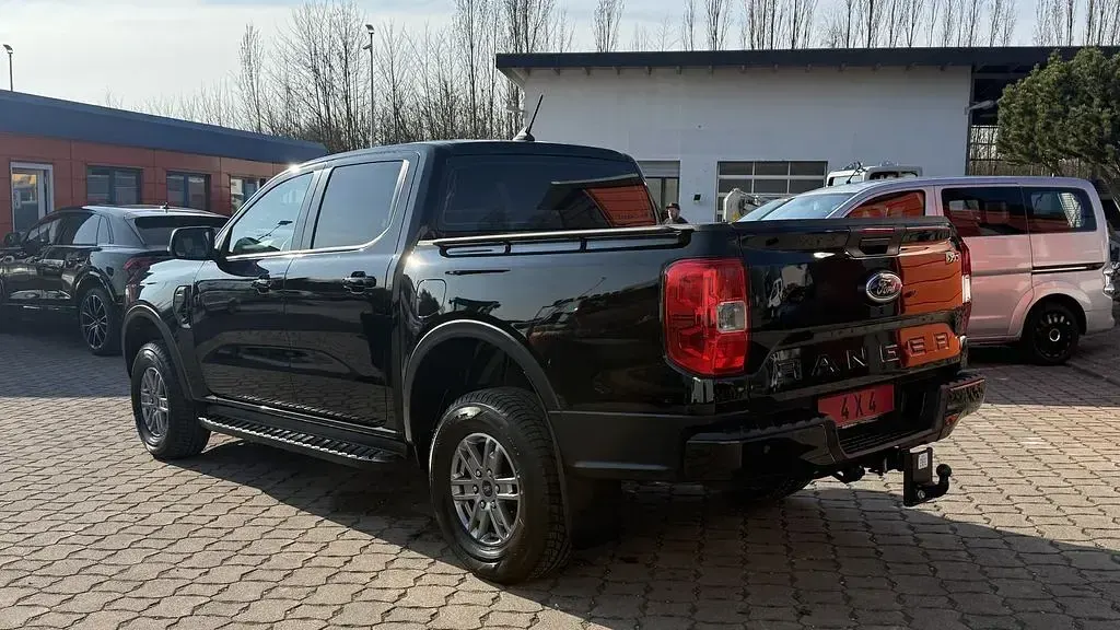 Gebraucht Ford Ranger XLT 170 PS (125 kW) 2025 Schwarz Pickup
