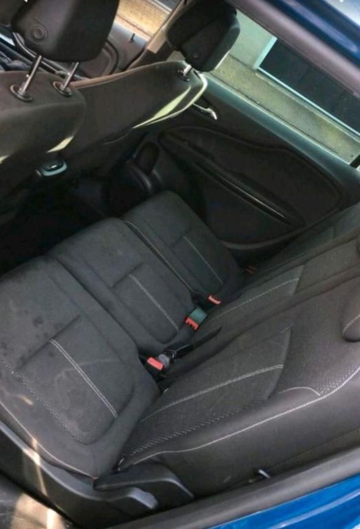 Gebraucht Opel Zafira Edition 131 PS (96 kW) 2018 Blau Van / Kleinbus