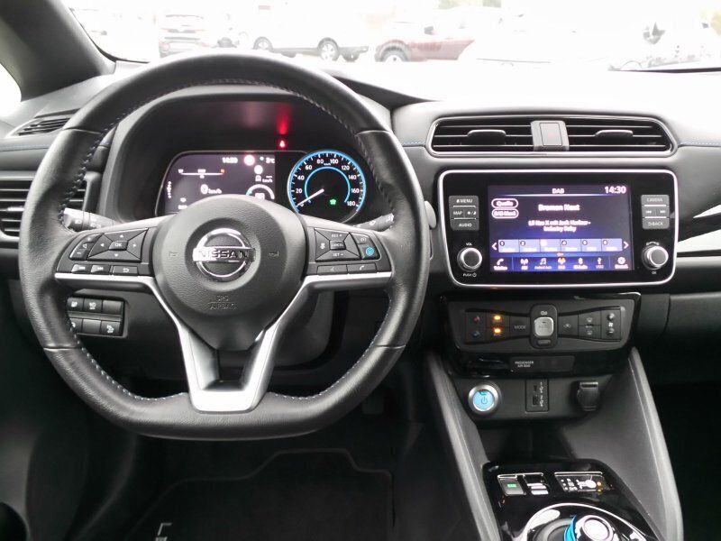 Gebraucht Nissan Leaf N-Connecta 110 kW (150 PS) 2021 White (s) Kleinwagen